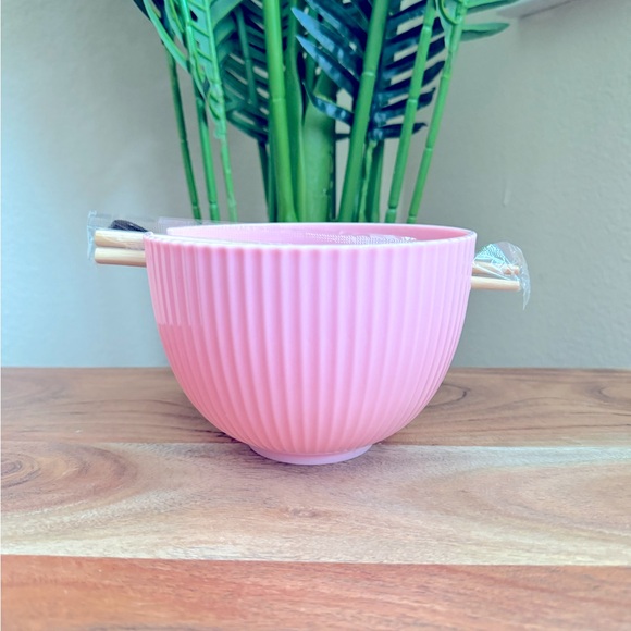 🆕 Noodle Bowl Set ( 3 ) pc 🥣 - Picture 3 of 5